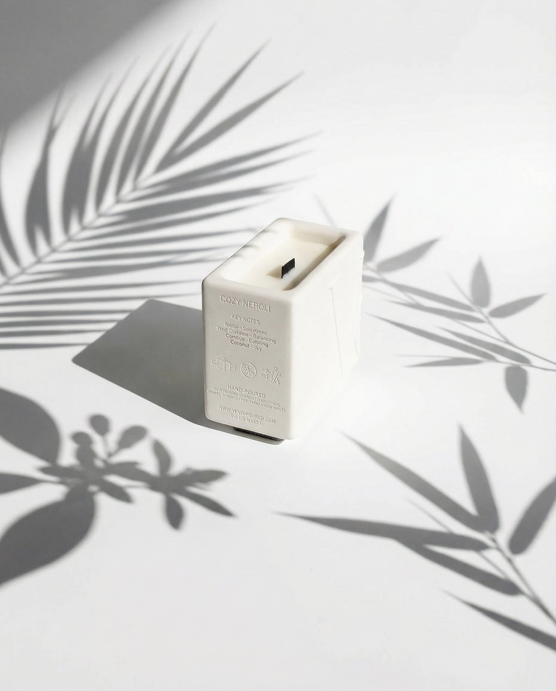 Cozy neroli niche scent premium woodwick candle with shadows of flowers – Verba Toronto