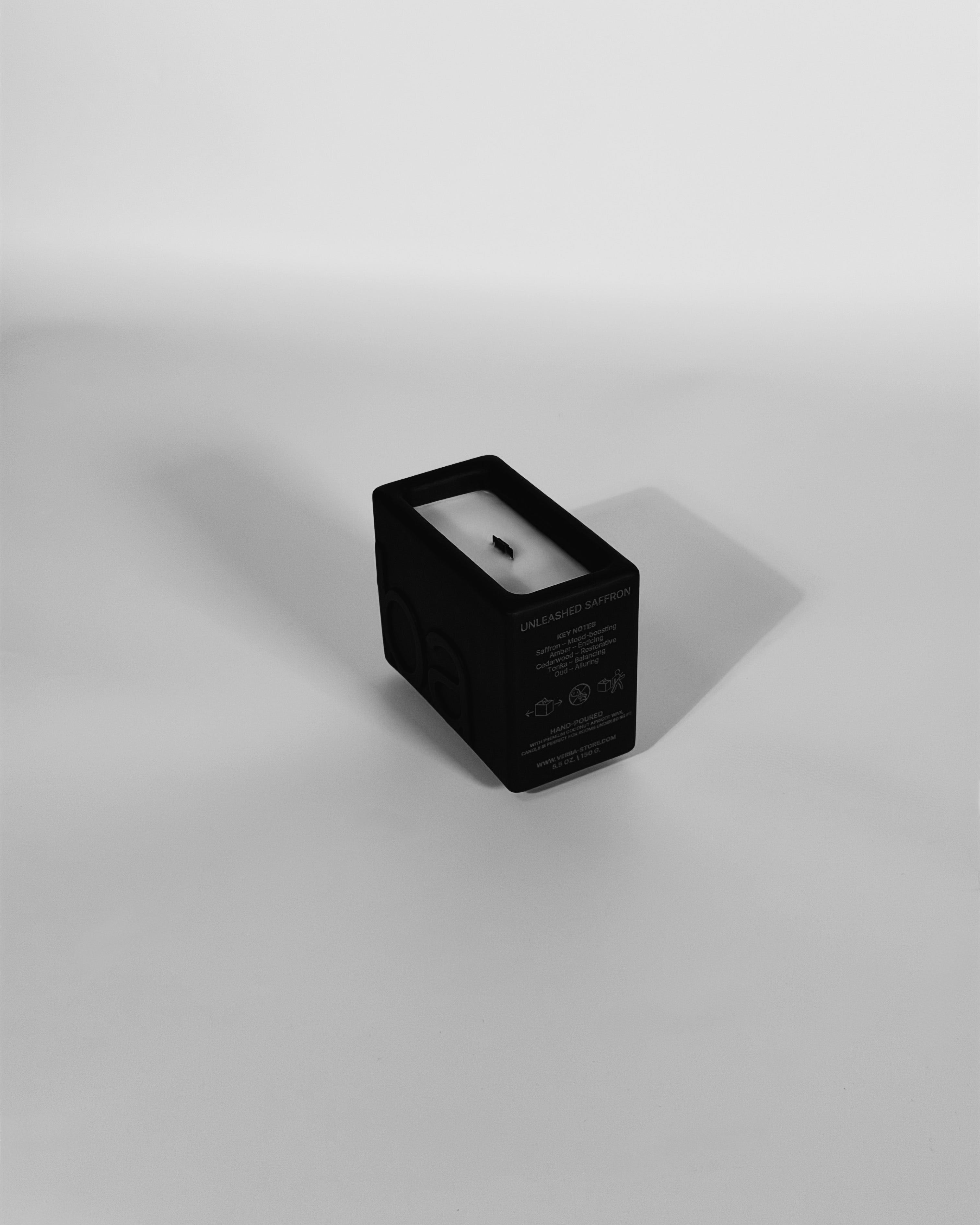 Unleashed Saffron gift candle in box – Verba Canada